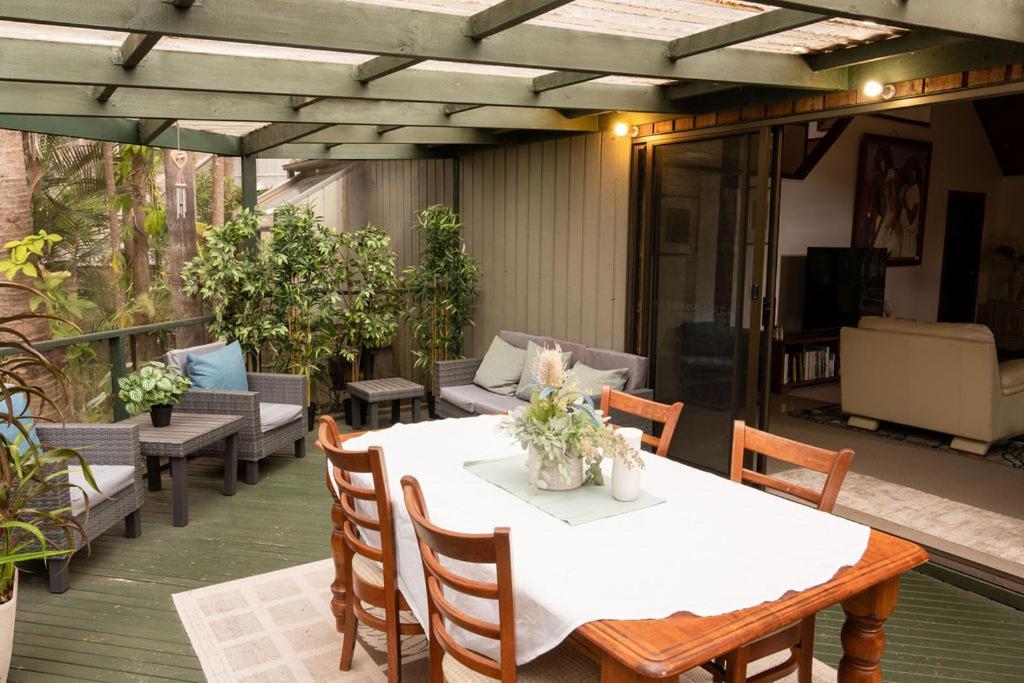Lake Russell Retreat Emerald Beach Exterior foto