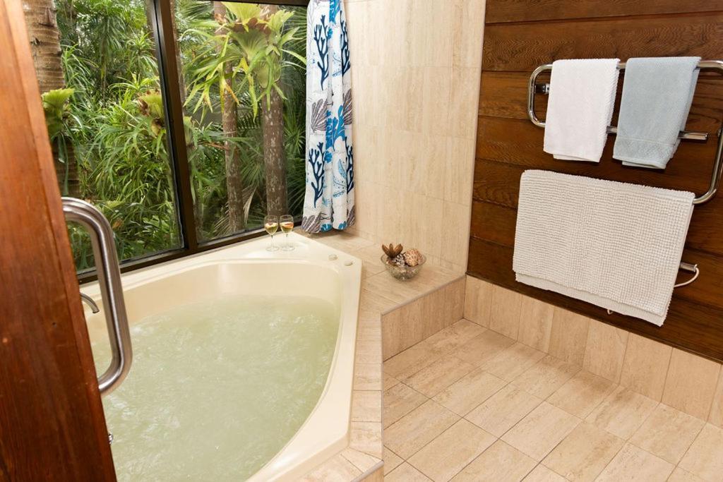 Lake Russell Retreat Emerald Beach Exterior foto